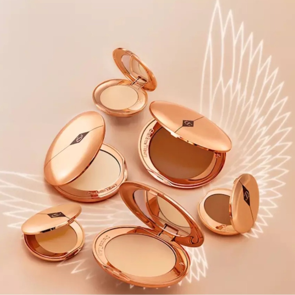 Charlotte Tilbury Airbrush Flawless Finish Powder Travel Size